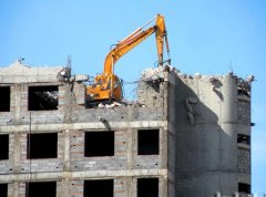 建筑拆除資質(zhì)取消后，現(xiàn)在拆除建筑還需要辦理什么資質(zhì)？